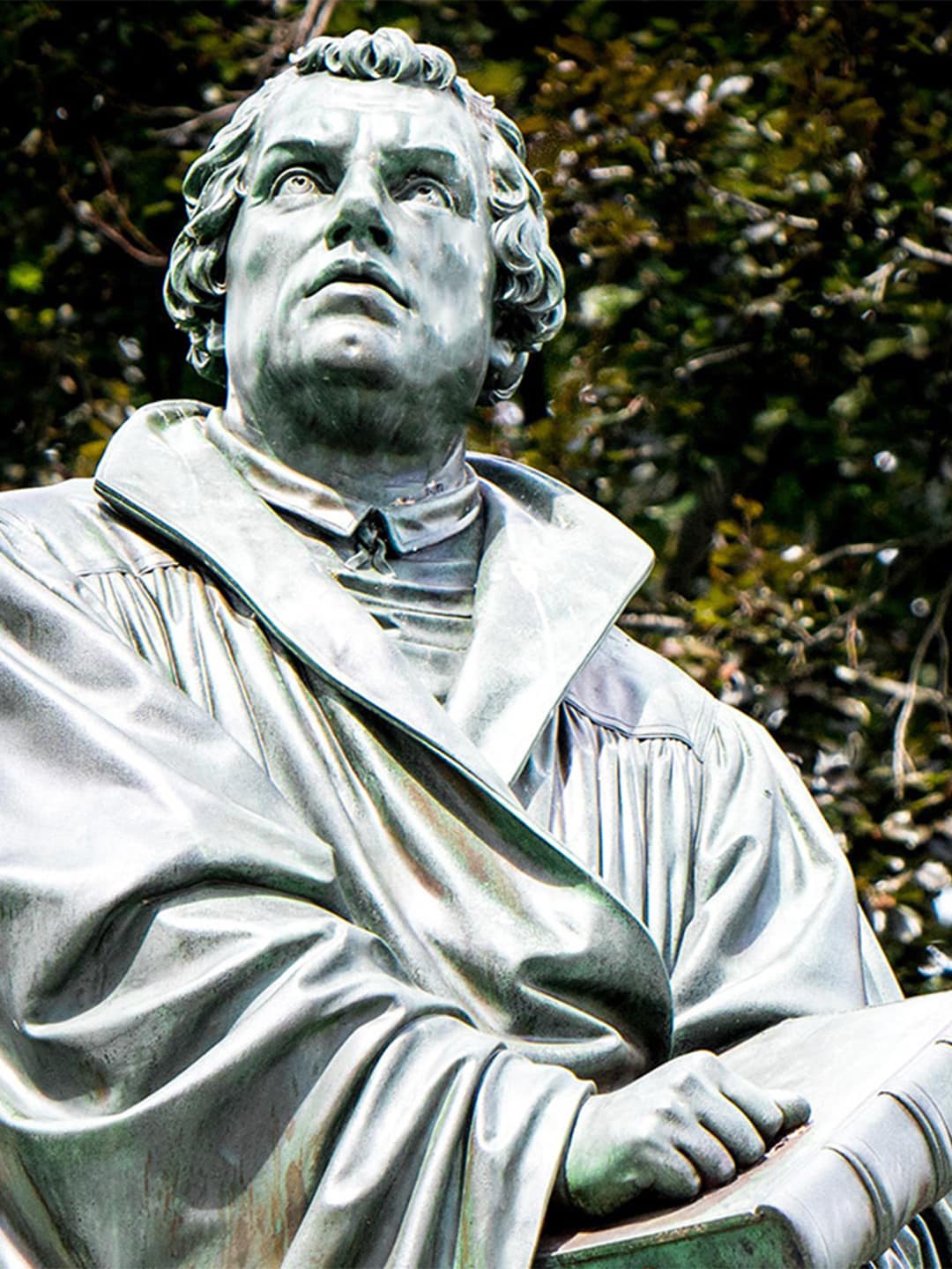 martin luther statue