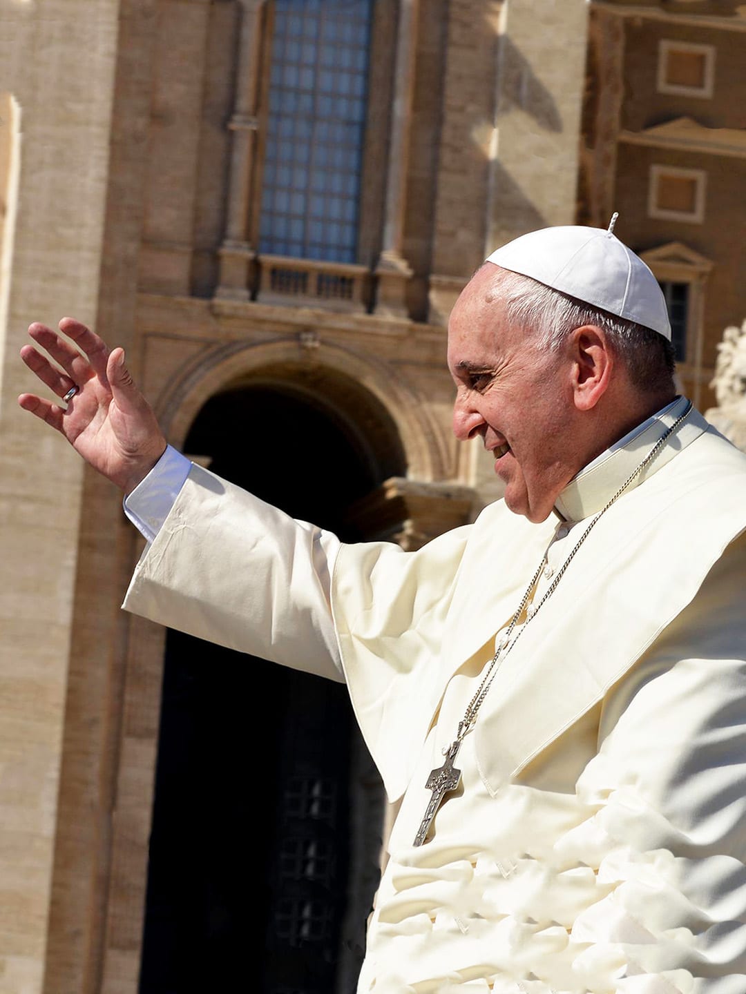 Pope waving to crowd