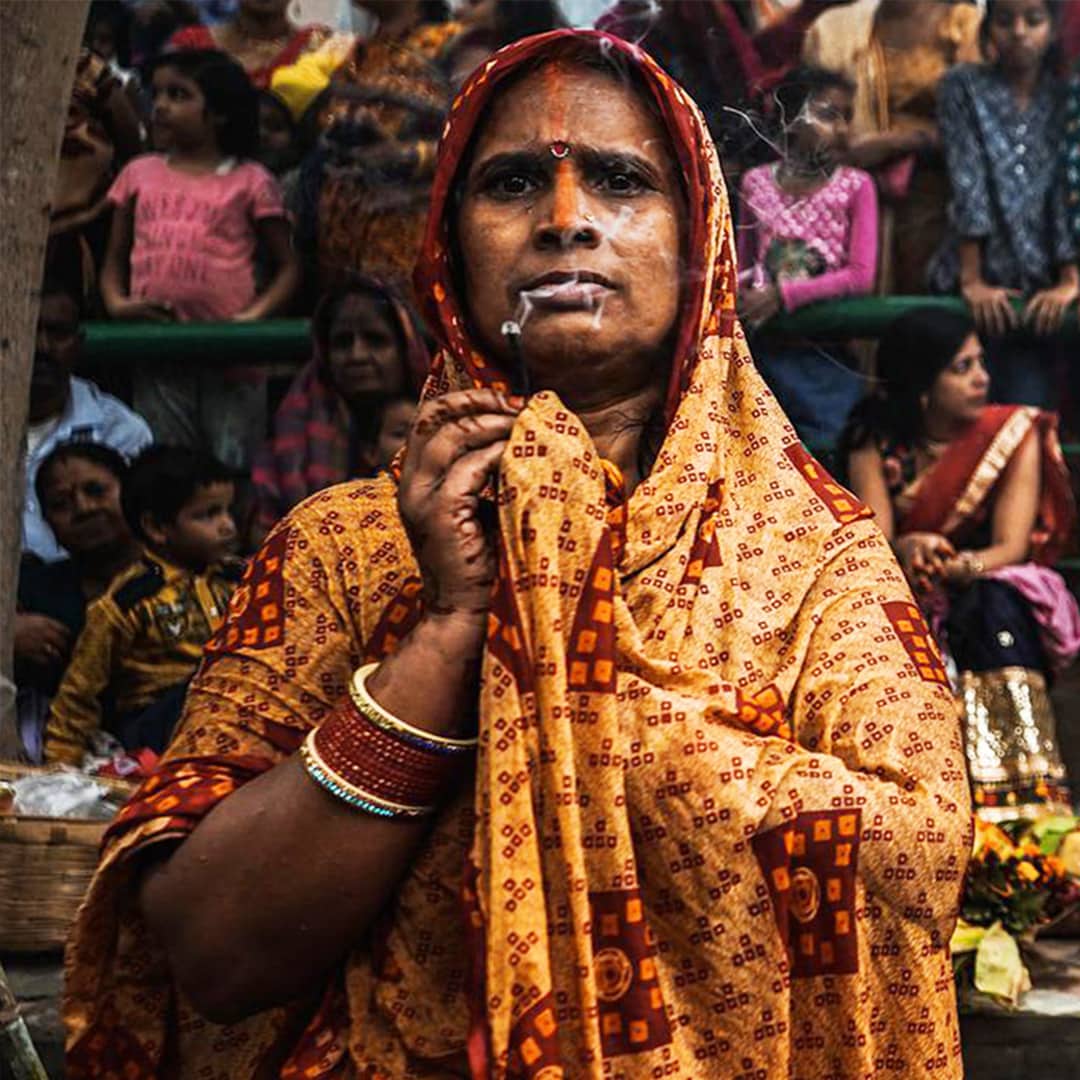 Hindu woman praying
