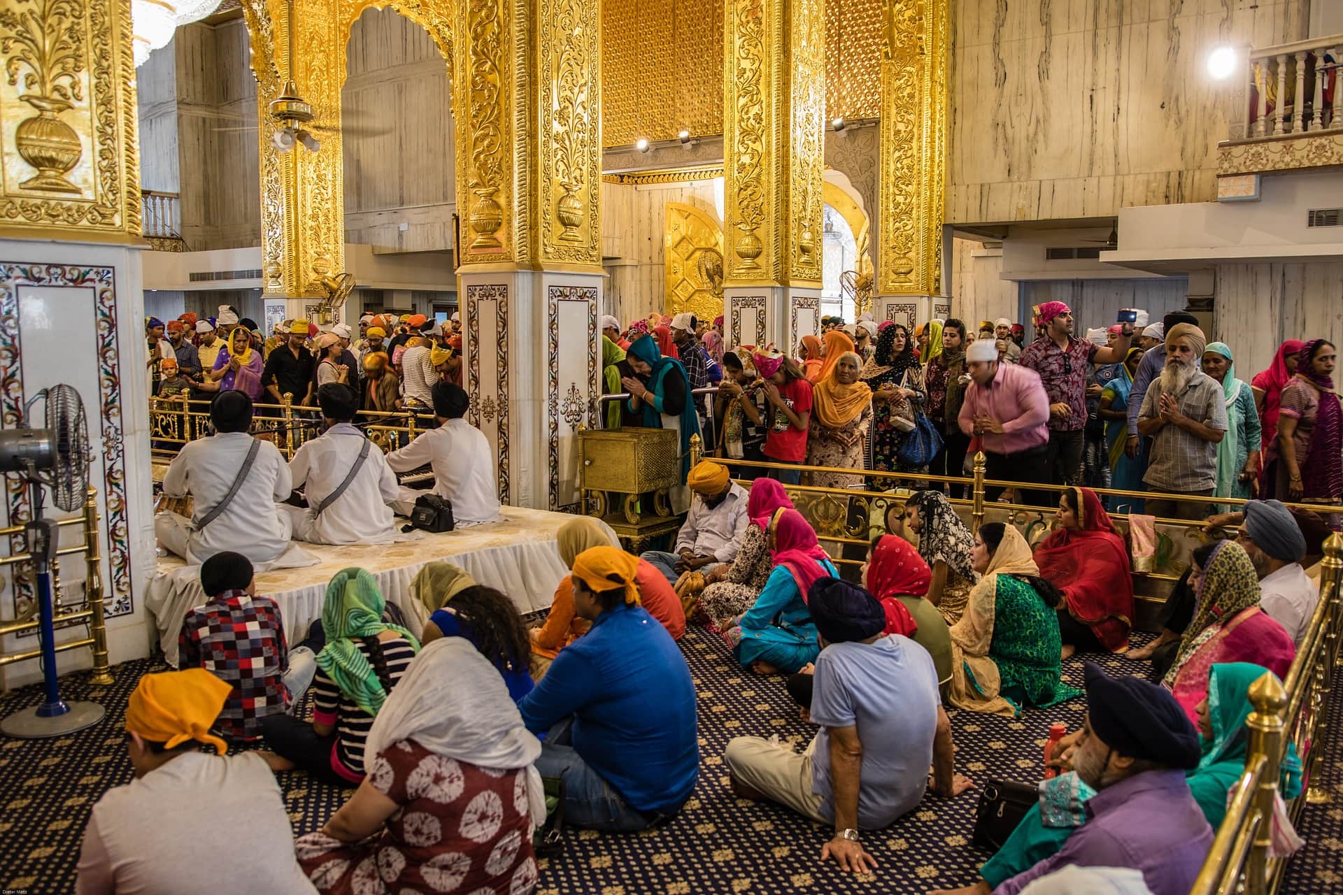 Praying in India